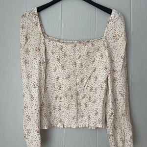 Cupcakes & Cashmere Shirred Floral Top